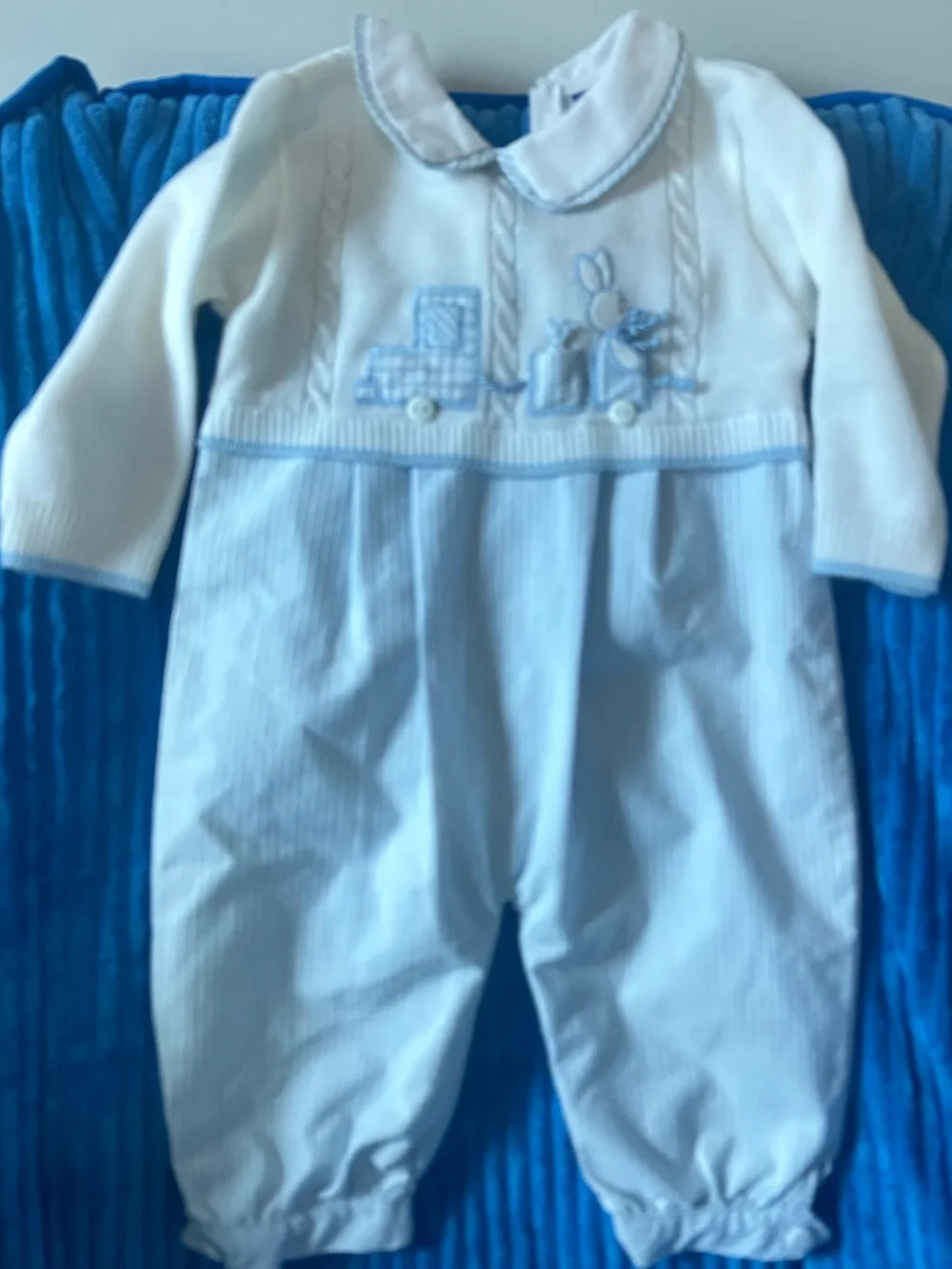 Carriage Boutique Boy’s Baby Blue/White Sweater One-piece Romper Bunny Train 9M